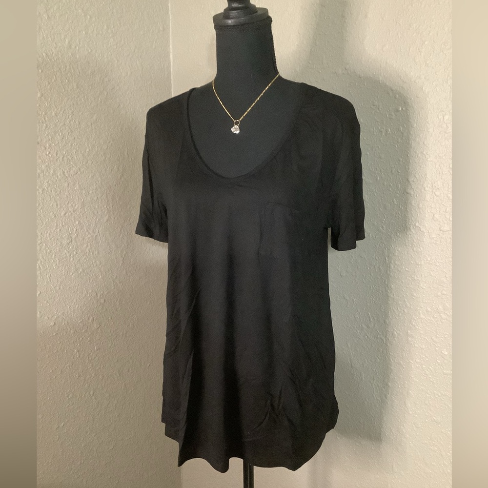 NWT LA MIEL Savannah Short Sleeve in black